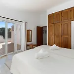 Casa Vale Da Ana Villa *