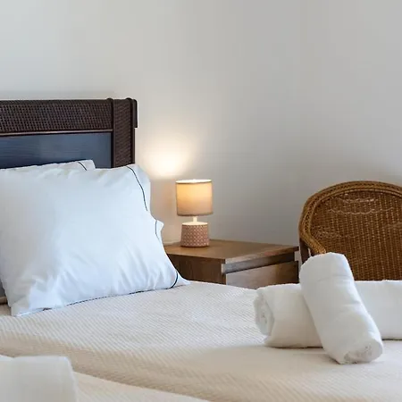 Casa Vale Da Ana Villa *