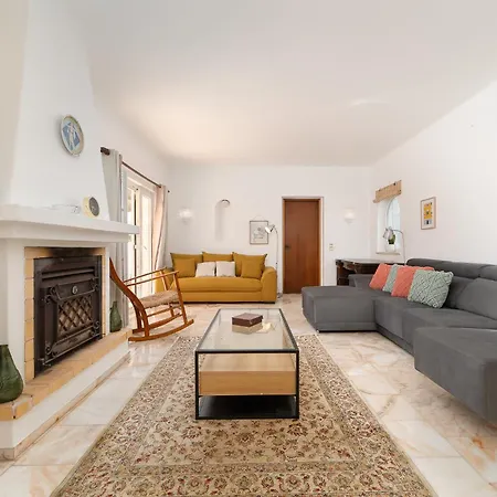 Casa Vale Da Ana * Карвоейру