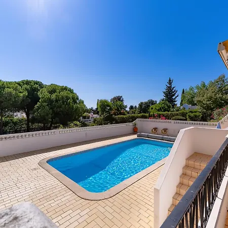Casa Vale Da Ana *