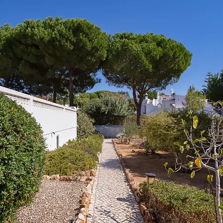 Villa Casa Vale Da Ana